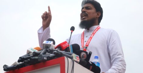 হলমার্ক-বেসিক ব্যাংক কেলেঙ্কারিতে জড়িত কর্মকর্তাদের বিরুদ্ধে ব্যবস্থা চাইলেন আখতার