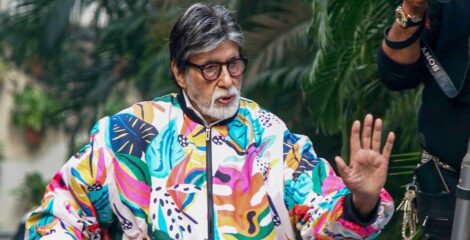 অস্ত্রোপচারের পর কেমন আছেন অমিতাভ?
