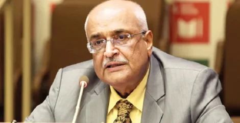 ঋণনির্ভর বাজেট আর্থিক শৃঙ্খলার জন্য চ্যালেঞ্জ হতে পারে : ড. দেবপ্রিয় ভট্টাচার্য