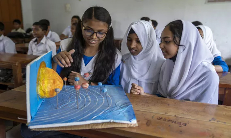শিক্ষাকে আনন্দময় ও কর্মমুখী করতে বড় উদ্যোগ সরকারের