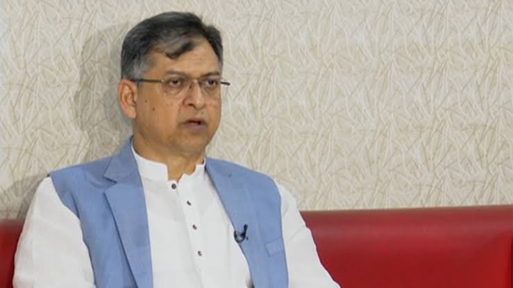 ব্যাংকনির্ভর নয়, গণমানুষের স্বার্থেই বাজেট : স্বরাষ্ট্রমন্ত্রী