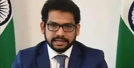 প্রধানমন্ত্রীর উপদেষ্টাকে দিল্লিতে প্রবেশে বাধা, ভারতীয় ভারপ্রাপ্ত হাইকমিশনারকে তলব