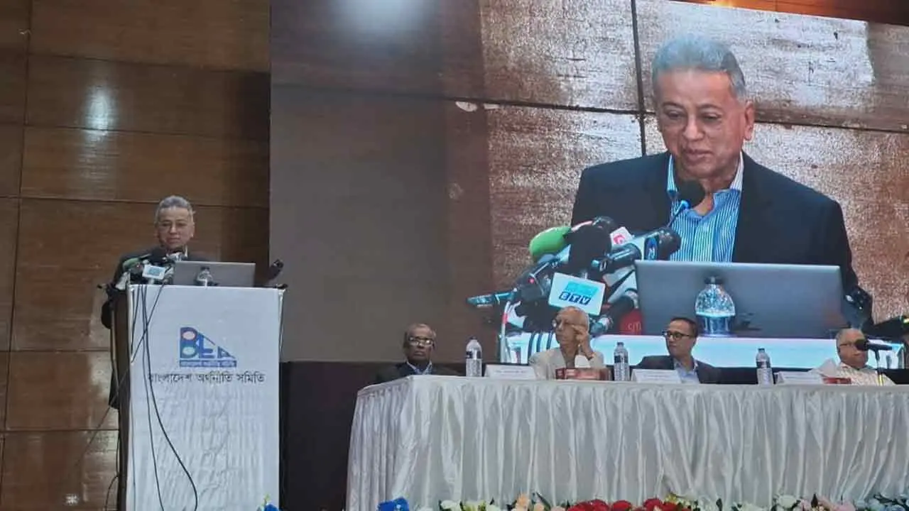 বিগত সরকারের ১,৩০০ উন্নয়ন প্রকল্প বর্তমান সরকারের জন্য বড় দায় : অর্থমন্ত্রী