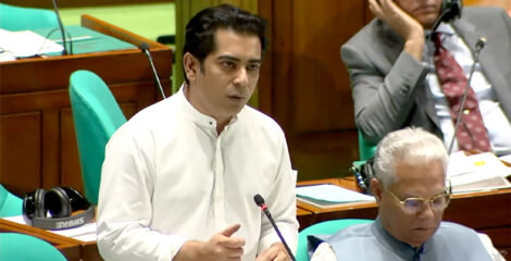 জামায়াতের এমপিকে মাইক্রোওয়েভ ওভেন দেওয়ার প্রস্তাব পার্থর