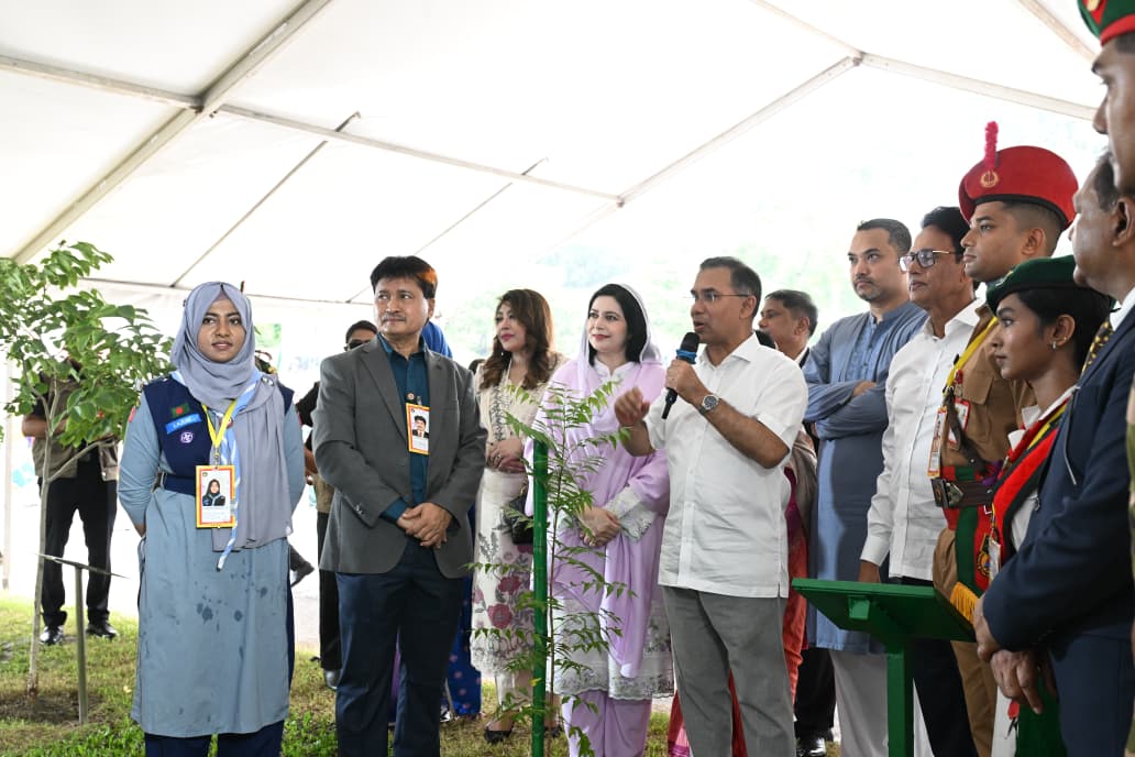 বছরে অন্তত একটি করে গাছ লাগানোর অভ্যাস গড়ে তুলতে হবে: প্রধানমন্ত্রী