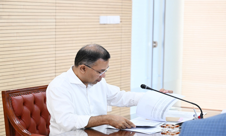 রাজধানীর চার বাস টার্মিনাল দ্রুত শহরের বাইরে সরানোর নির্দেশ প্রধানমন্ত্রীর