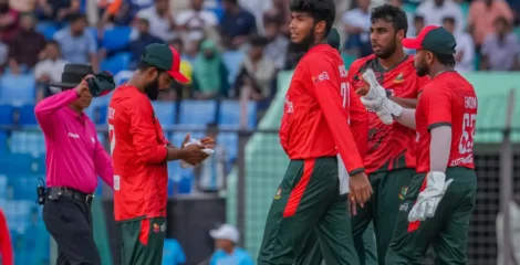৭ রানের নাটকীয় হারে সিরিজ খোয়াল বাংলাদেশ