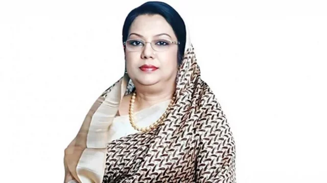 কক্সবাজারকে পর্যটন হাবে পরিণত করতে চাই : বিমানমন্ত্রী