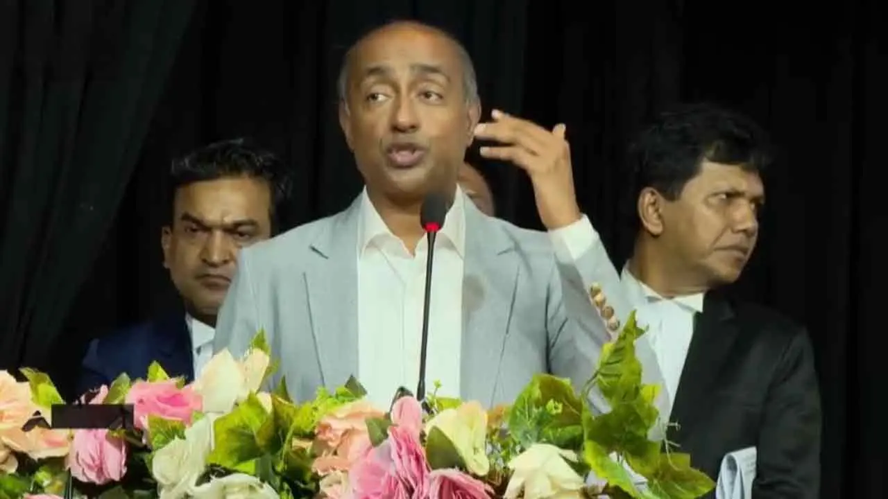 সাবেক রাষ্ট্রপতির বিরুদ্ধে দুর্নীতির অভিযোগ পর্যালোচনায় সরকার : আইনমন্ত্রী