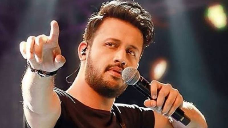 পৃথিবীর যেখানেই যাই, বাংলাদেশের খাবারের প্রশংসা করি : আতিফ আসলাম