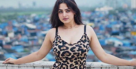 মেরুদণ্ড হারানোর চেয়ে ক্যারিয়ার হারানোই ভালো, ট্রলের জবাবে আয়েশা খান