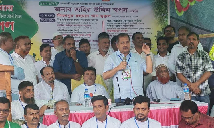 ফ্যামিলি কার্ড বিতরণে অনিয়ম হলে কঠোর ব্যবস্থা : তথ্যমন্ত্রী