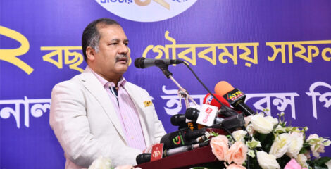 অর্থনীতির গতি বাড়াতে শক্তিশালী আইনি কাঠামোয় বীমা খাত গড়ে তোলার আহ্বান তথ্যমন্ত্রীর