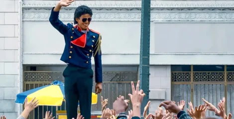 ১ বিলিয়ন ডলার আয়ের ইতিহাস, সর্বকালের সেরা বায়োপিক মাইকেল!