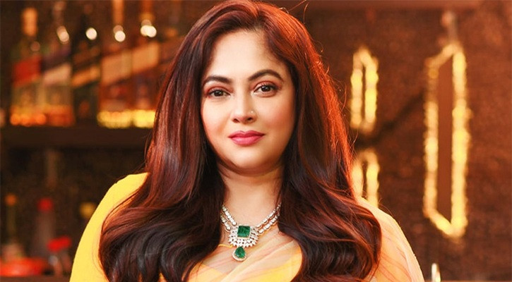 মোদির আপত্তিকর পোস্টার বিতর্কে শ্রীলেখার বিরুদ্ধে অভিযোগ