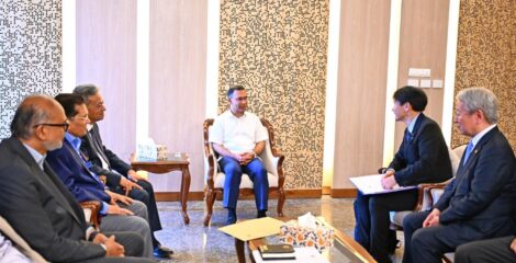 প্রধানমন্ত্রীর সঙ্গে জাপানি প্রতিনিধি দলের সাক্ষাৎ, উন্নয়ন প্রকল্প ও সহযোগিতা নিয়ে আলোচনা