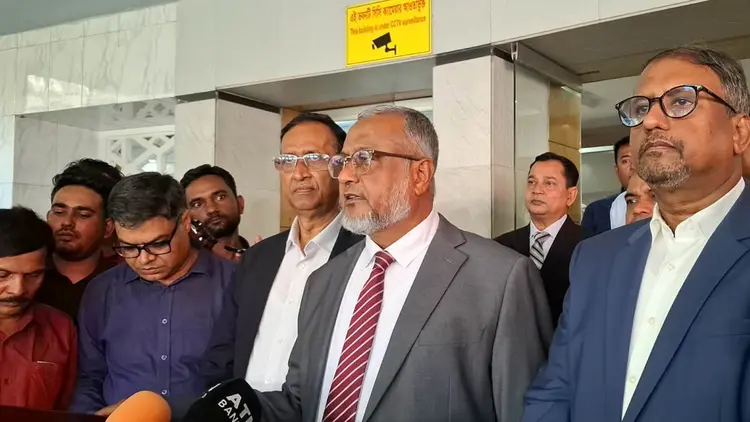 ১৮ কোটি মানুষের প্রত্যাশা পূরণে কাজ করার প্রত্যয় দুদক চেয়ারম্যানের