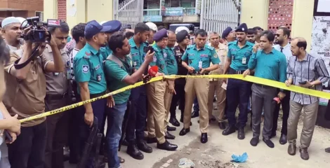 বরিশাল আদালত চত্বরে ককটেল বিস্ফোরণ, আতঙ্ক