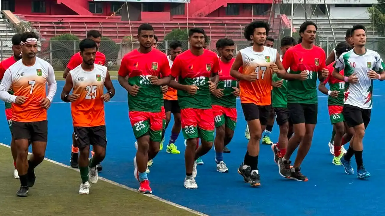 ২৪ সদস্যের হকি দলে জায়গা পেলেন জিমি-রাকিন দুই ভাই