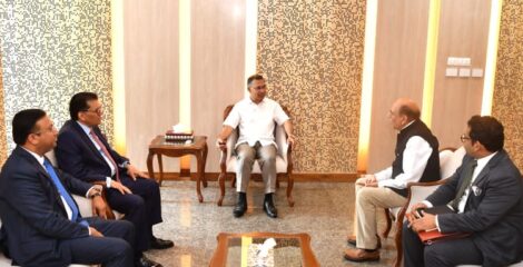প্রধানমন্ত্রীর সঙ্গে ভারতীয় হাইকমিশনারের সাক্ষাৎ, হাসিনাকে ফেরানোর প্রসঙ্গ