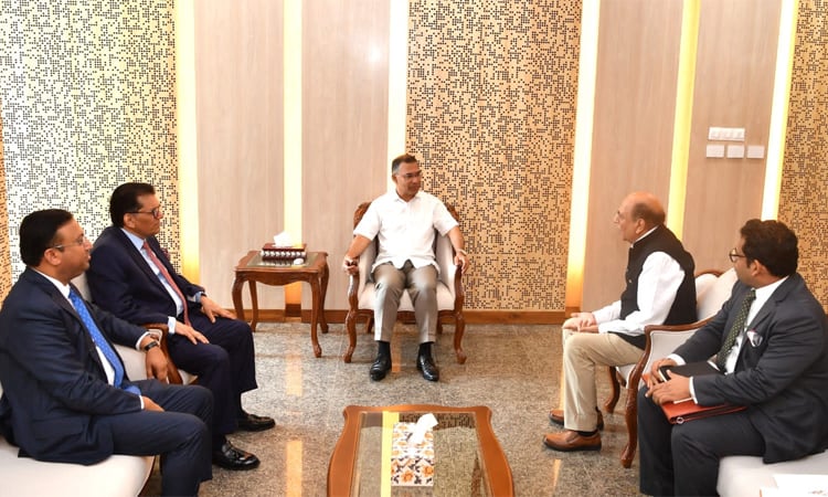 প্রধানমন্ত্রীর সঙ্গে ভারতীয় হাইকমিশনারের সাক্ষাৎ, হাসিনাকে ফেরানোর প্রসঙ্গ