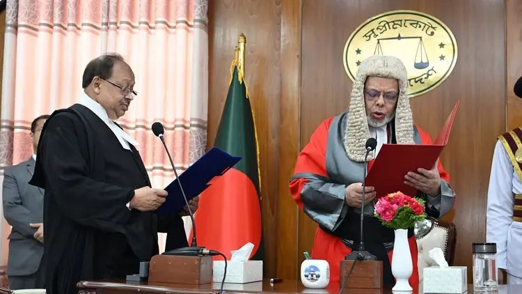 আপিল বিভাগের নবনিযুক্ত বিচারপতি হাবিবুল গনির শপথ
