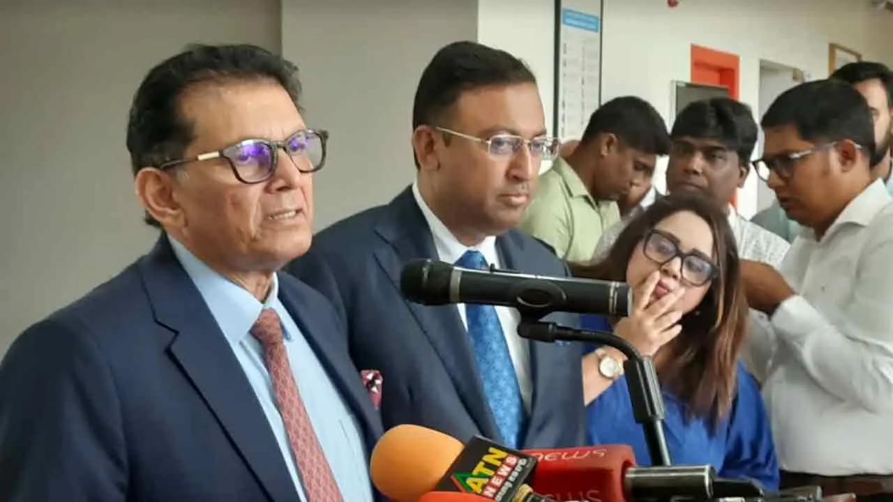 শেখ হাসিনা ও হাদির হত্যাকারীদের প্রত্যর্পণ দ্রুত চায় বাংলাদেশ