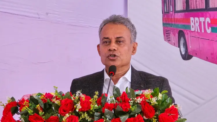 ঢাকায় ২০০ বৈদ্যুতিক বাস কিনছে সরকার, নারীদের জন্য ১০০টি
