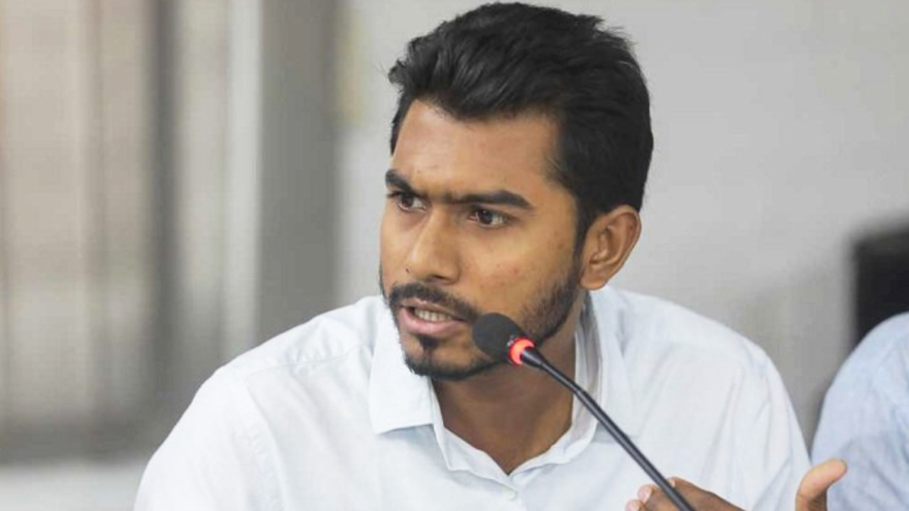 মন্ত্রীদের বেতন ১০ লাখ ও এমপিদের ৫ লাখ টাকা হওয়া উচিত : নুরুল হক নুর