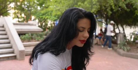 এমপি হয়ে ইতিহাস গড়লেন কলম্বিয়ার ওমানিয়া