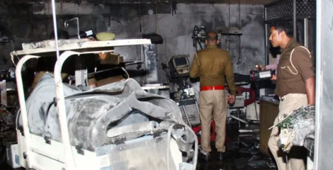 ইসলামাবাদে হাসপাতালে ভয়াবহ আগুন, প্রাণ গেল ১৫ নবজাতকের