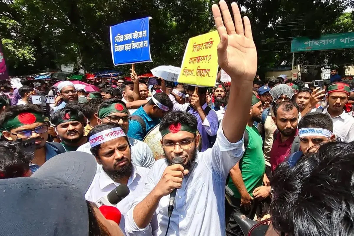 সরকারের আশ্বাসে আন্দোলন প্রত্যাহার করলেন প্রাথমিকের সুপারিশপ্রাপ্ত শিক্ষকরা