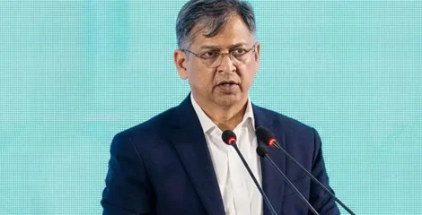 সংশোধন হবে সংবিধানের ৭০ অনুচ্ছেদ : স্বরাষ্ট্রমন্ত্রী