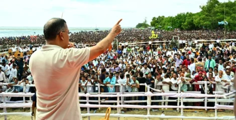 বিভ্রান্তকারীদের ব্যাপারে সতর্ক থাকুন : প্রধানমন্ত্রী