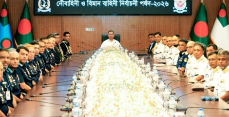 নৌ ও বিমানবাহিনীর পদোন্নতিতে রাজনৈতিক প্রভাবমুক্ত থাকার নির্দেশ প্রধানমন্ত্রীর