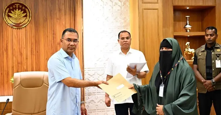সবার সম্মিলিত প্রচেষ্টায় সুন্দর বাংলাদেশ গড়তে চাই : প্রধানমন্ত্রী