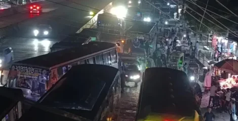 ঢাকা-চট্টগ্রাম মহাসড়কে ১২ কিলোমিটার যানজট, ভোগান্তিতে যাত্রীরা