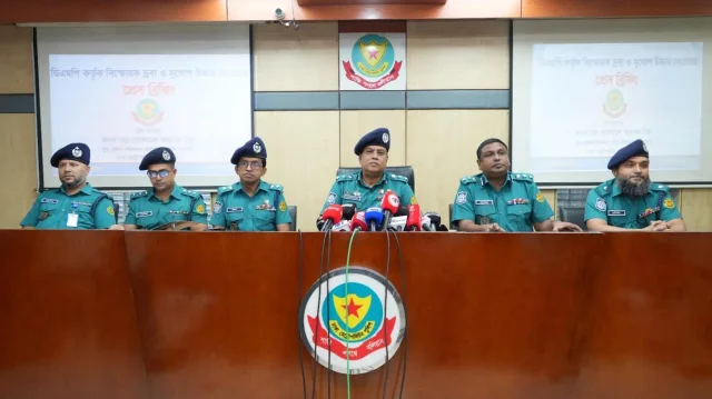 নাসীরুদ্দীন পাটওয়ারীকে জিজ্ঞাসাবাদ করা উচিত, বলল পুলিশ