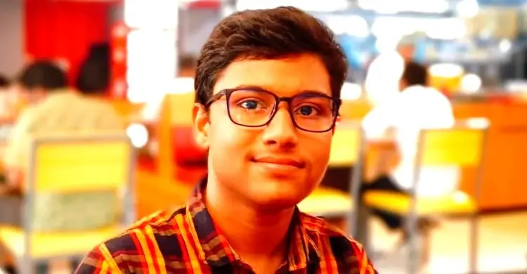 সাউথ পয়েন্ট কলেজের ভবন থেকে পড়ে আহত শিক্ষার্থীর মৃত্যু
