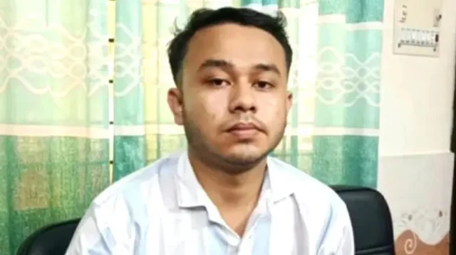 জাতীয় সংগীত গাইতে বলার পর ধরা ভোটার হতে যাওয়া রোহিঙ্গা