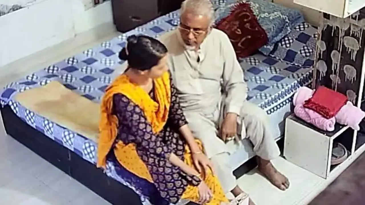 এমপি নজরুলের দ্বিতীয় স্ত্রীর ঝুলন্ত মরদেহ উদ্ধার