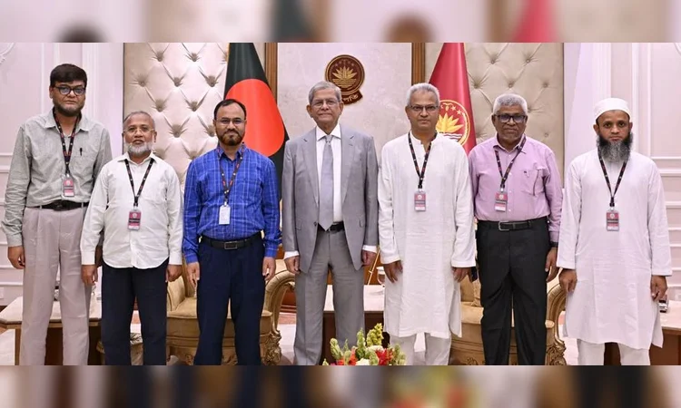 জনকল্যাণে এআই ও আধুনিক প্রযুক্তির গবেষণায় জোর দিলেন রাষ্ট্রপতি