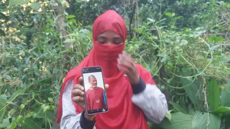 ৯ মাসেও সন্ধান নেই ১১ জেলের, উৎকণ্ঠায় স্বজনরা