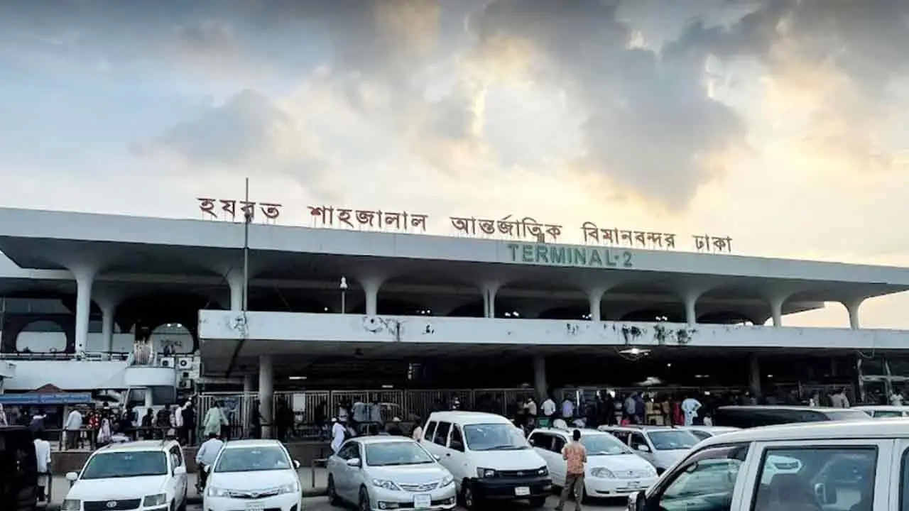 শাহজালালে বিমানের ফ্লাইট থেকে শতাধিক স্বর্ণবার জব্দ