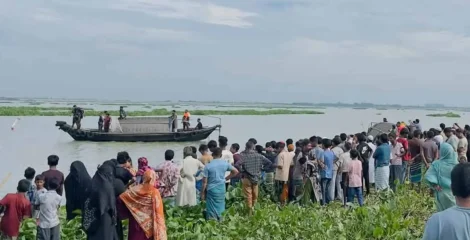 স্কুল ফাঁকি দিয়ে ঘুরতে গিয়ে মেঘনায় ডুবে ৩ শিক্ষার্থীর মৃত্যু
