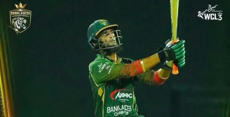 শারজাহতে ৮ ছক্কা মারলেন মাহমুদউল্লাহ