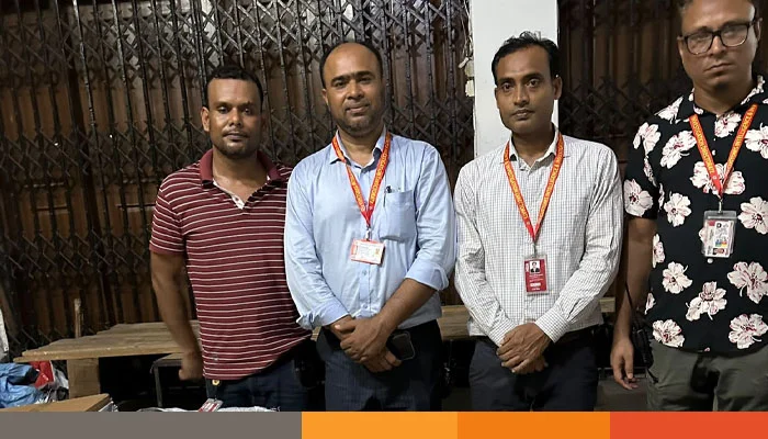 দুই বিমানবন্দরে ৩ কোটি ২৩ লাখ টাকার অবৈধ পণ্য জব্দ, তালিকায় স্বর্ণ ও নিষিদ্ধ প্রসাধনী