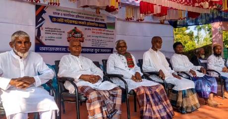 ভ্যানচালককে সভাপতি করে ব্যতিক্রমী আয়োজন বদরগঞ্জে