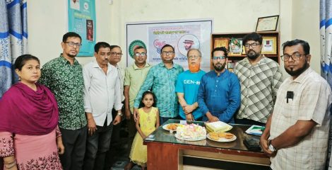 সাহসী শব্দযোদ্ধার প্রতিচ্ছবি কবি আজাদুল হক আজাদ-এর শুভ জন্মদিন