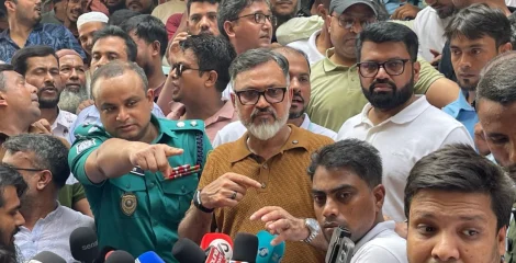 ফুটপাত ও সড়ক দখলমুক্ত না হওয়া পর্যন্ত চলবে অভিযান : ডিএনসিসি প্রশাসক